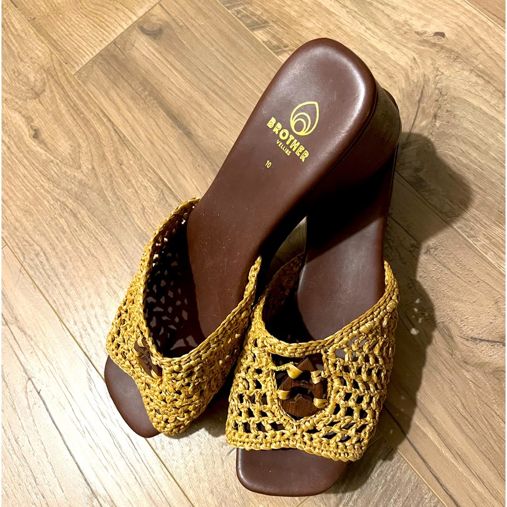 Brother Vellies Aquarius Clogs